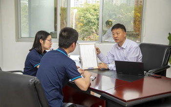 集工微故事丨洪昱斌：潛心鉆研二十四載，匠心鑄就“膜”之路